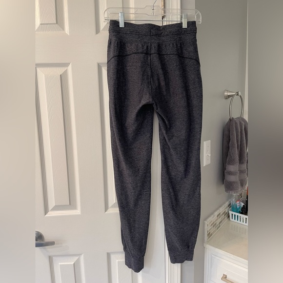lululemon ready to rulu joggers - Picture 6 of 7